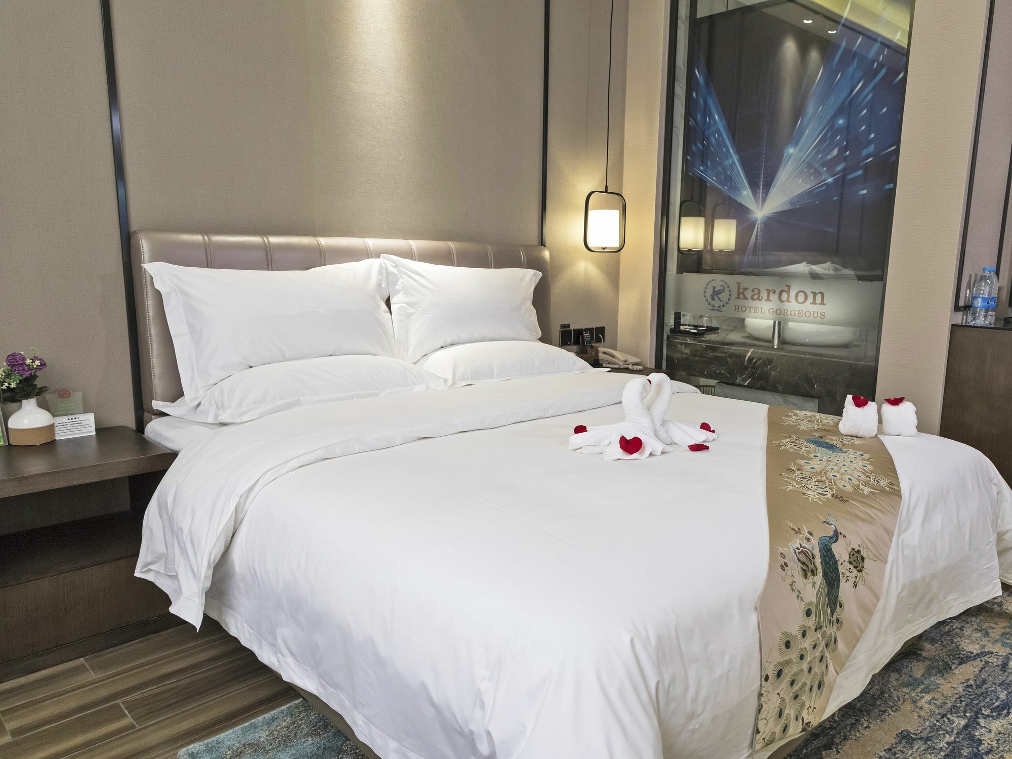 Kardon Hotel Gorgeous Гуанджоу Екстериор снимка