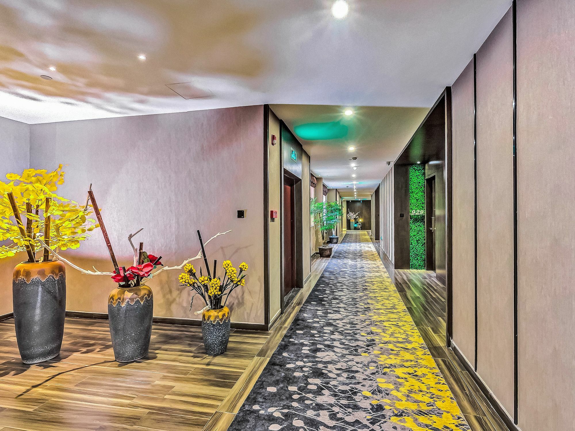 Kardon Hotel Gorgeous Гуанджоу Екстериор снимка